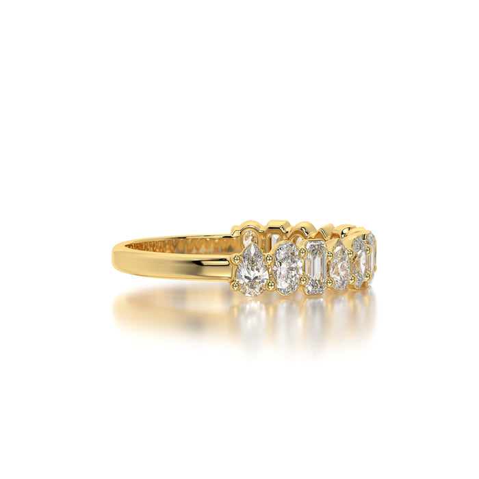 The Emerald Pear Oval Band