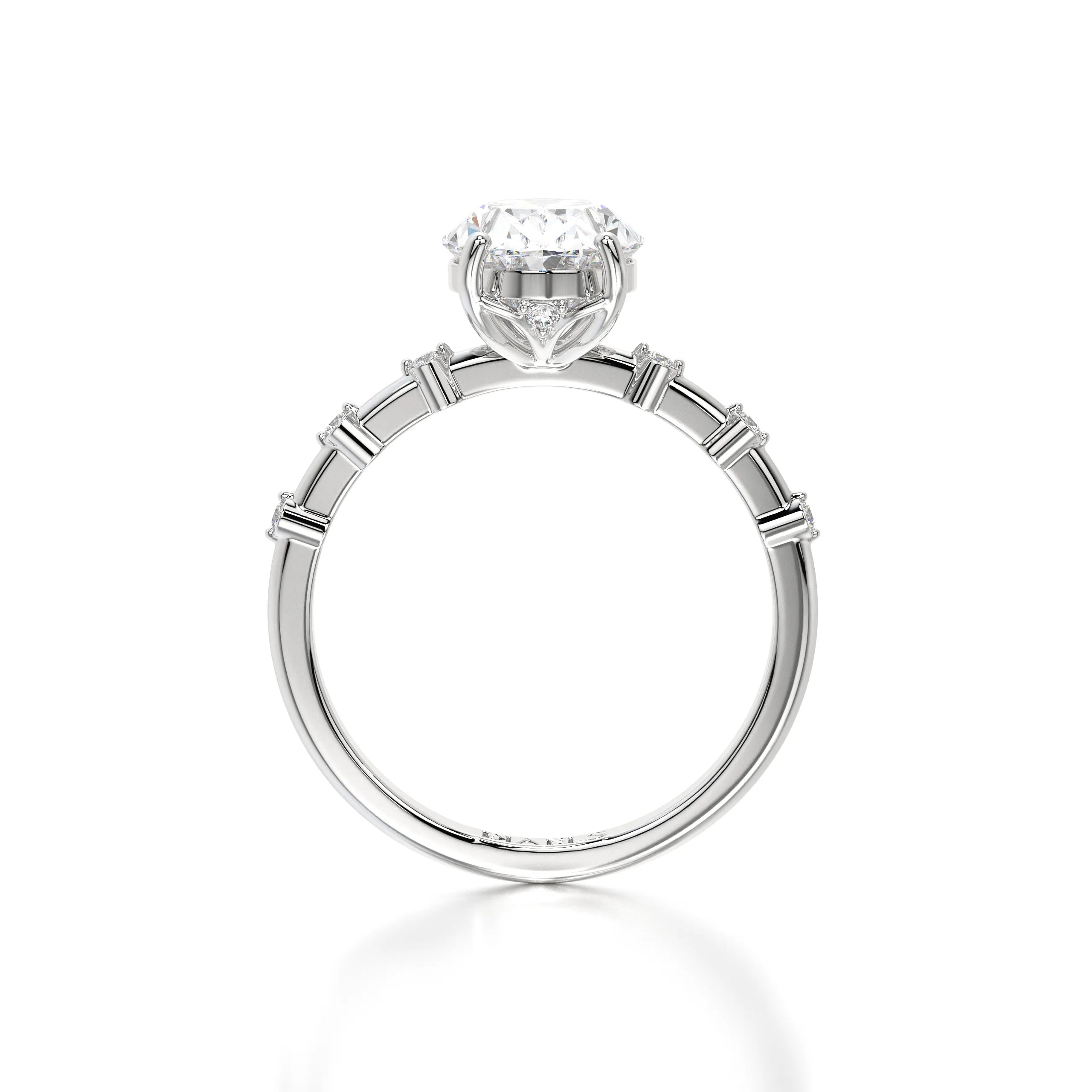 The Thin Pave Oval