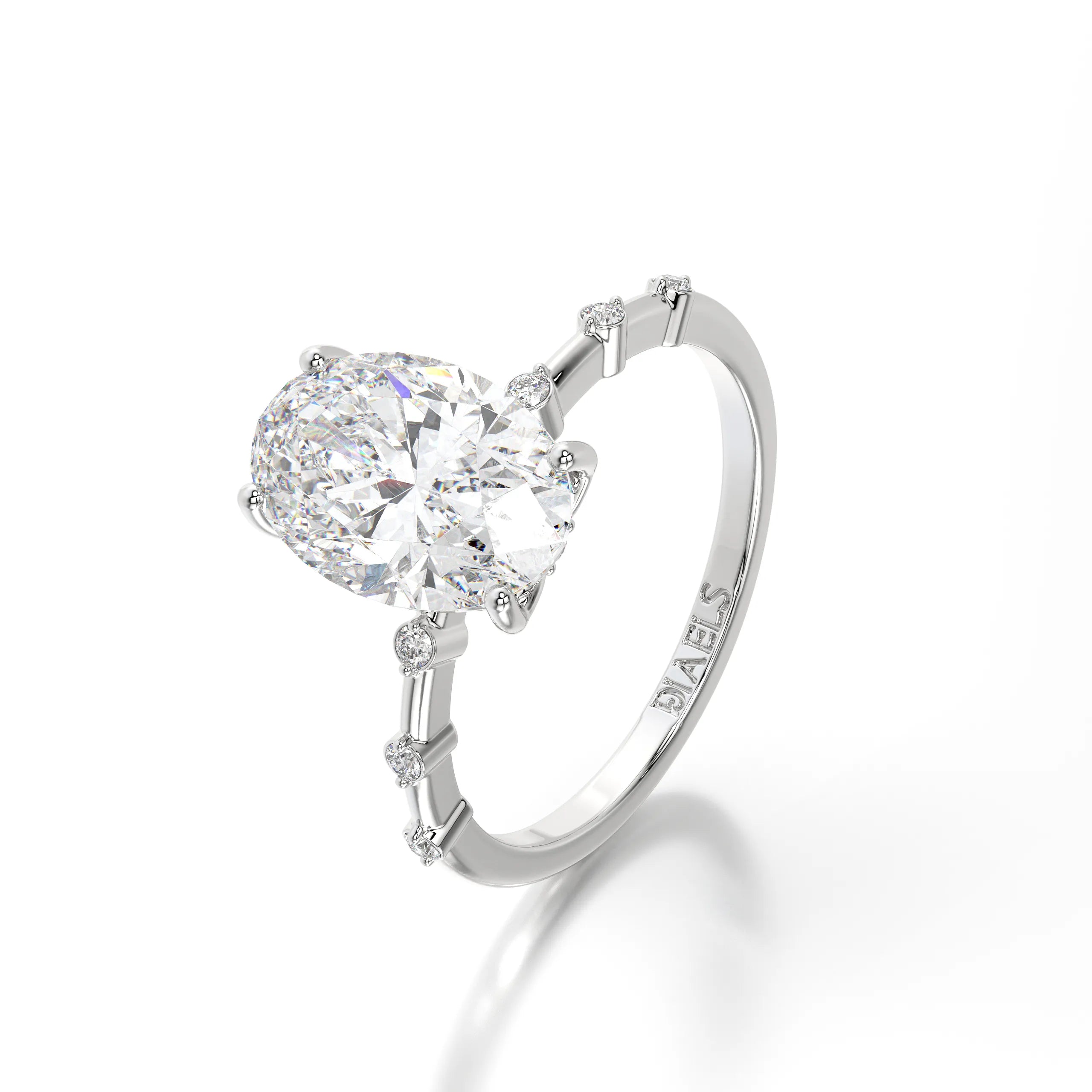 The Thin Pave Oval